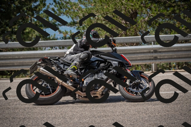 20250712111158-_5002507_am_