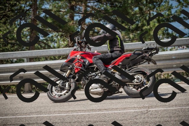 20250712111212-_5002512_am_