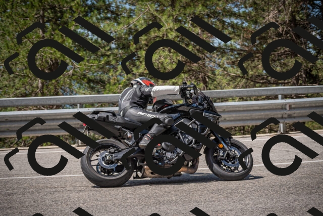 20250712111434-_5002547_am_