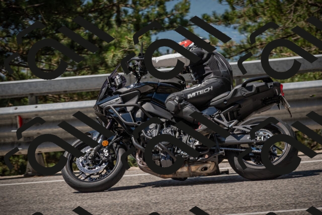 20250712112030-_5002607_am_