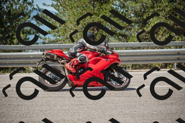 20250712112429-_5002630_am_