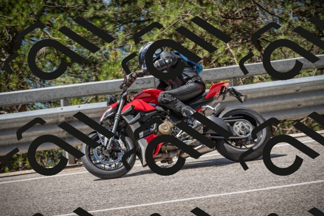 20250712112633-_5002633_am_