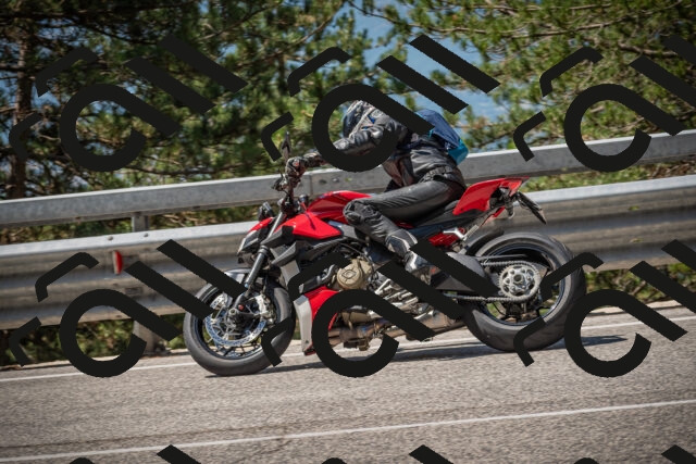 20250712112633-_5002634_am_