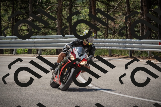 20250712112927-_5002670_am_