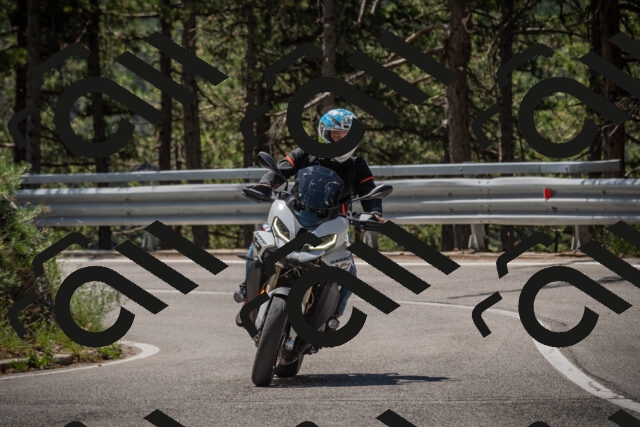 20250712113302-_5002735_am_