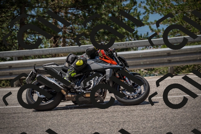 20250712113844-_5002802_am_