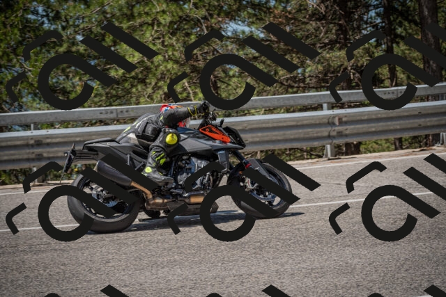 20250712113844-_5002803_am_