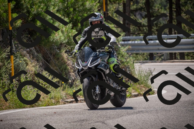 20250712113855-_5002812_am_