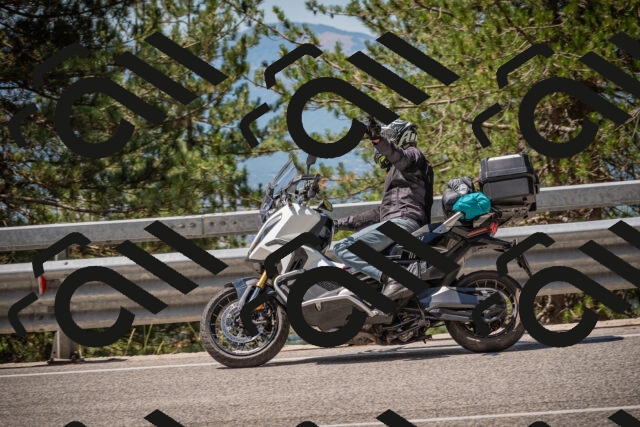 20250712114116-_5002853_am_