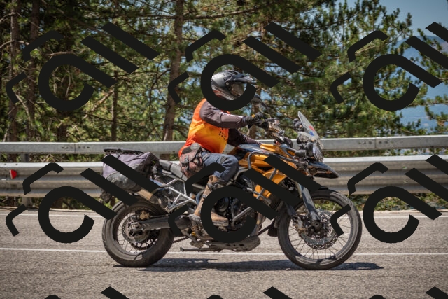 20250712114451-_5002917_am_