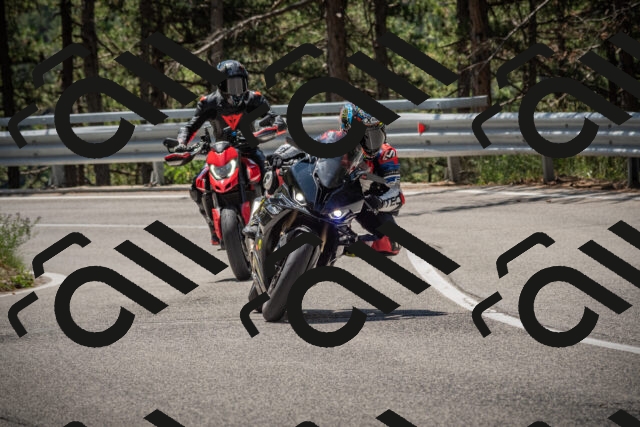 20250712114727-_5002950_am_