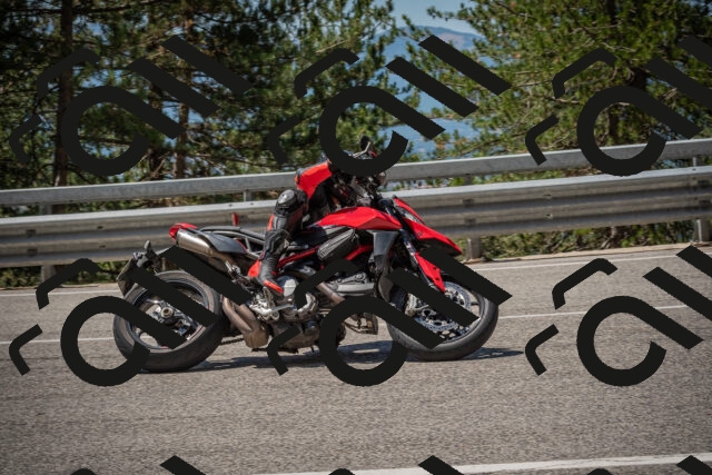 20250712114729-_5002955_am_