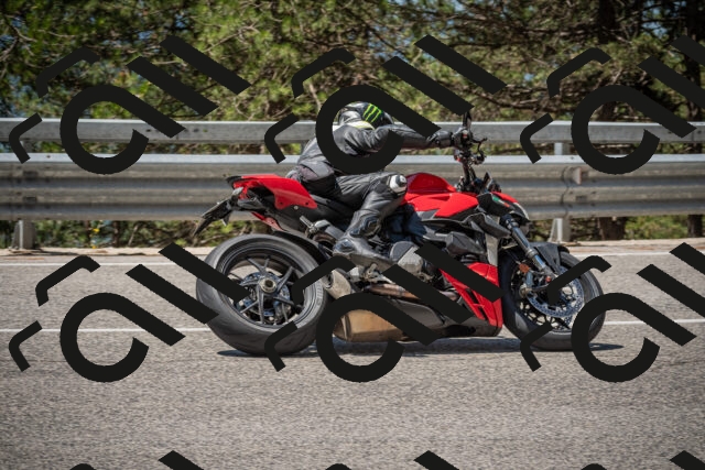 20250712114953-_5003002_am_