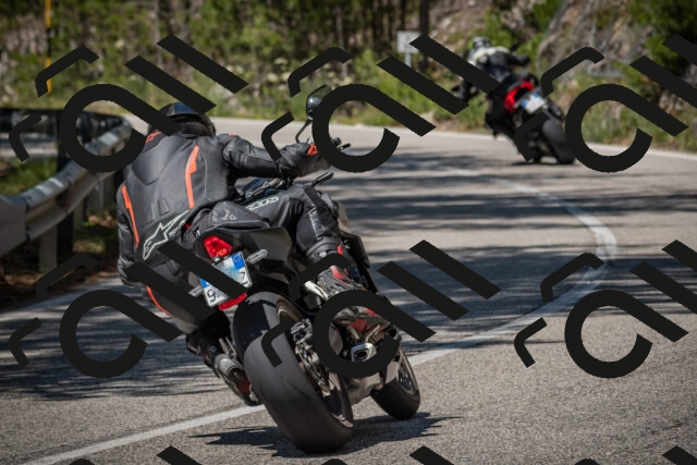 20250712114955-_5003007_am_