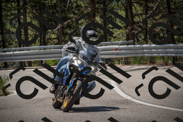 20250712115210-_5003042_am_