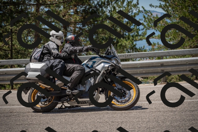 20250712115214-_5003049_am_