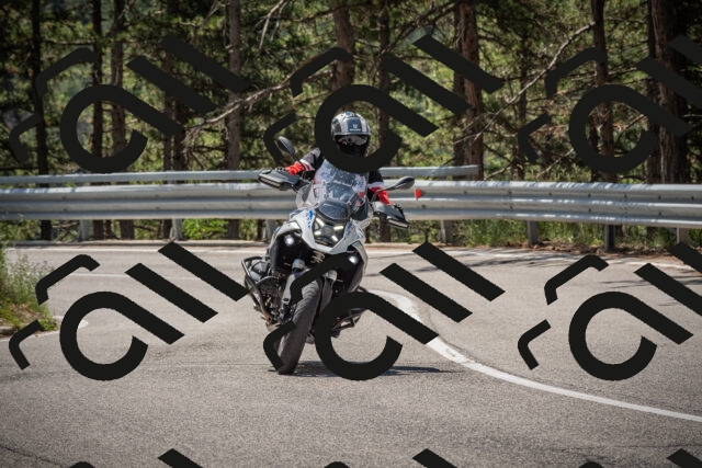 20250712115319-_5003059_am_