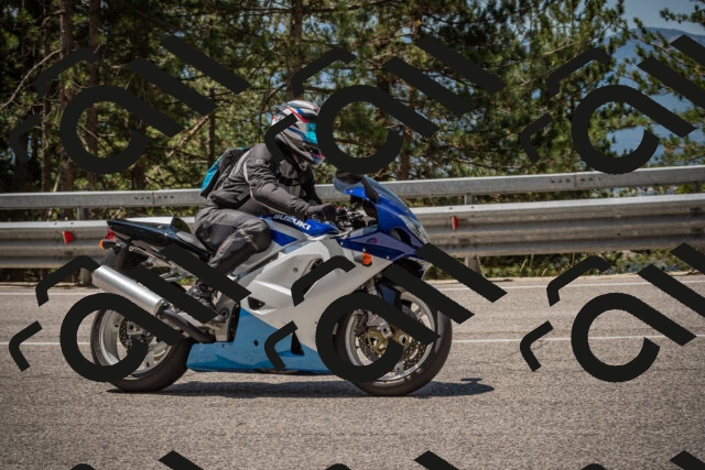 20250712115354-_5003064_am_