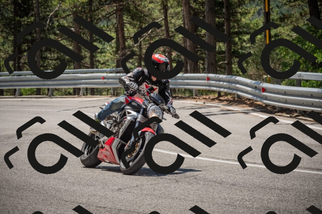 20250712115447-_5003075_am_