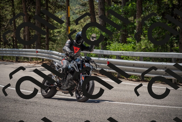 20250712120124-_5003127_am_