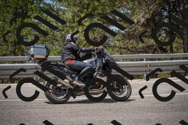 20250712120200-_5003149_am_