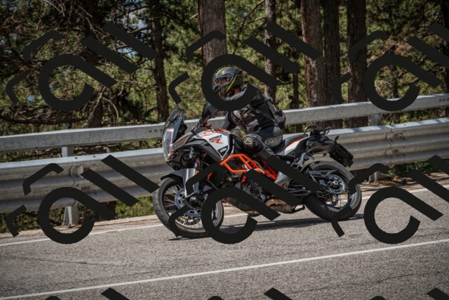 20250712120237-_5003166_am_