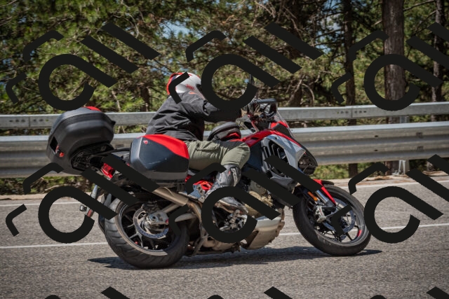 20250712120308-_5003195_am_