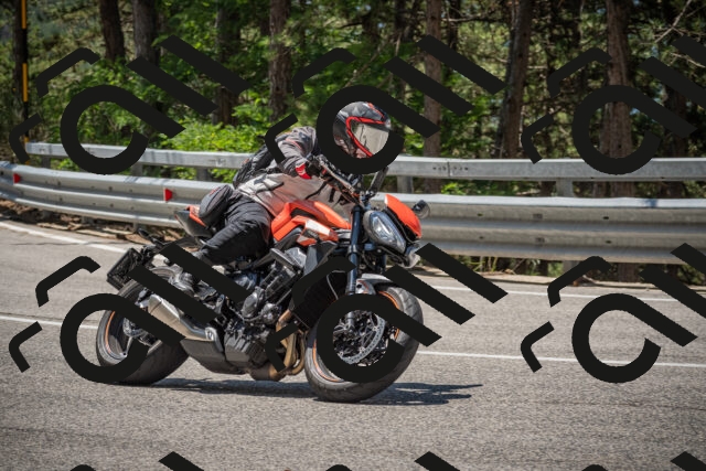 20250712120603-_5003235_am_