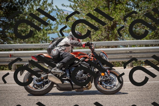 20250712120603-_5003237_am_