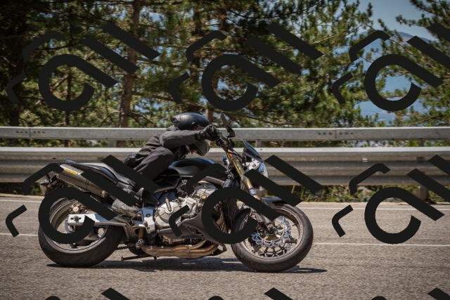 20250712120637-_5003245_am_