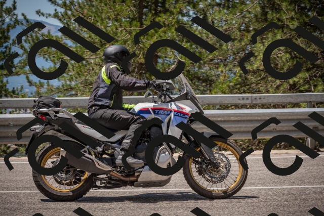 20250712121241-_5003331_am_