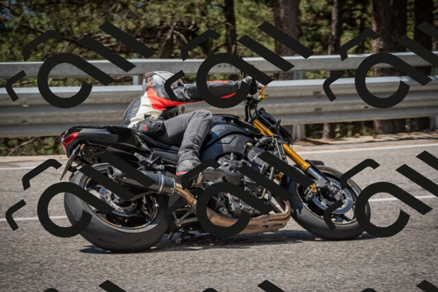 20250712121330-_5003347_am_