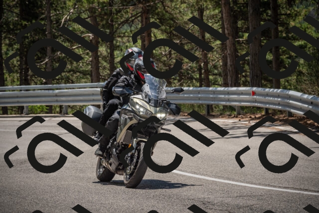 20250712121340-_5003351_am_