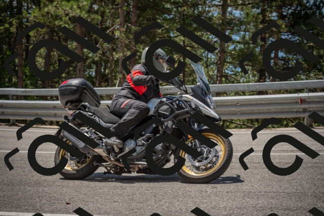 20250712121410-_5003364_am_