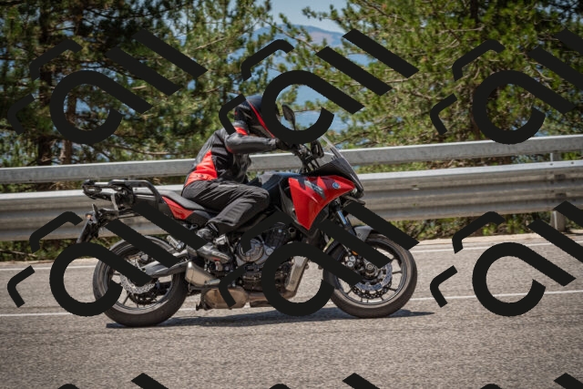 20250712121415-_5003369_am_