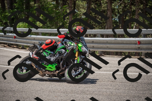 20250712121600-_5003390_am_