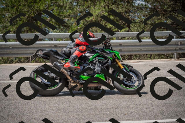 20250712121601-_5003392_am_