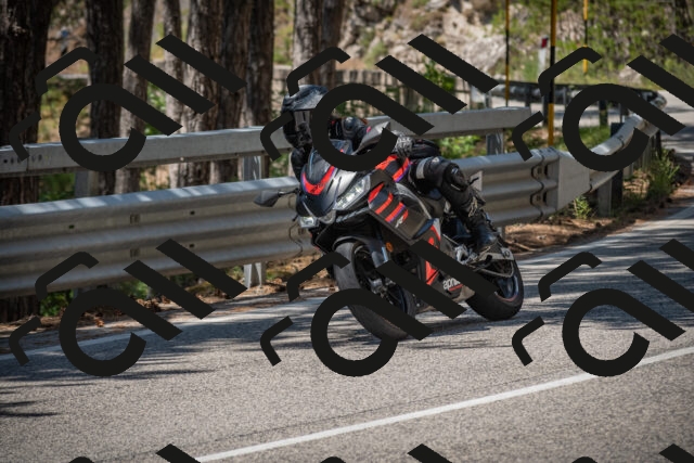 20250712121921-_5003425_am_