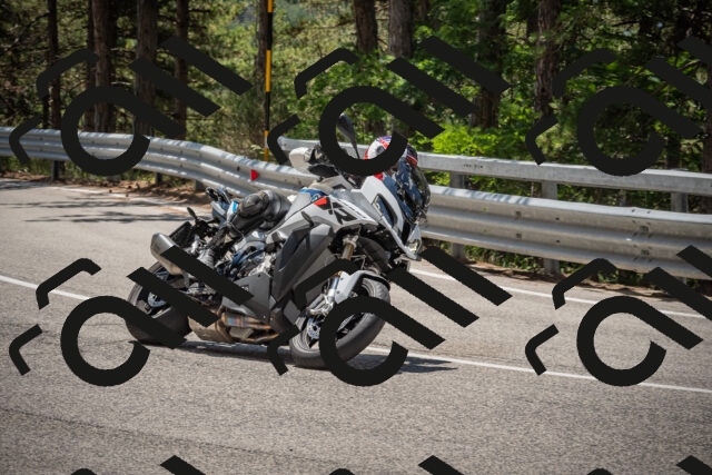 20250712122019-_5003436_am_