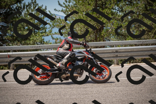 20250712122107-_5003455_am_