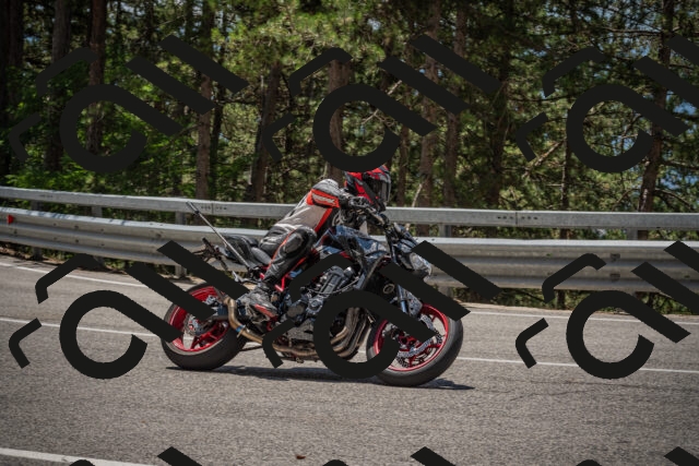 20250712122800-_5003493_am_