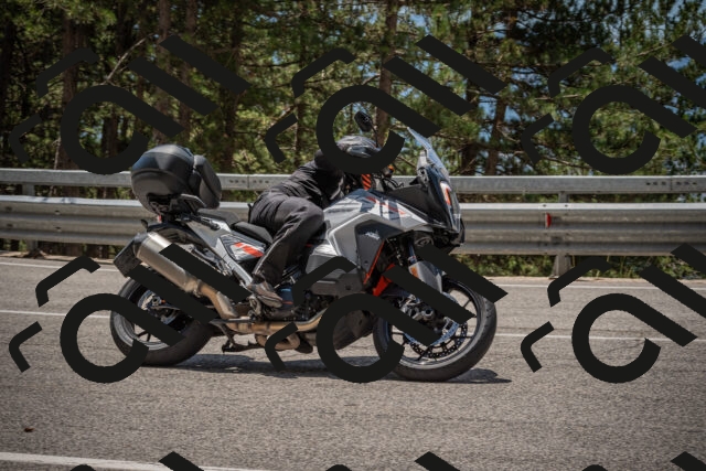 20250712123249-_5003560_am_