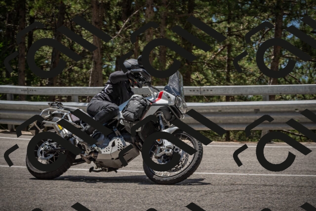 20250712123250-_5003561_am_