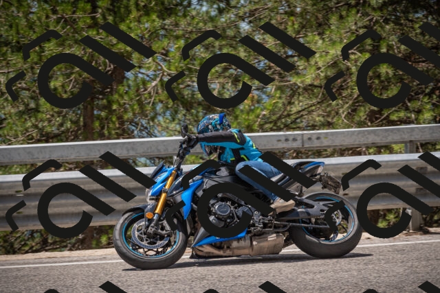 20250712123353-_5003566_am_