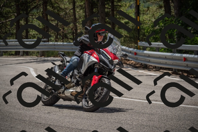 20250712123428-_5003571_am_