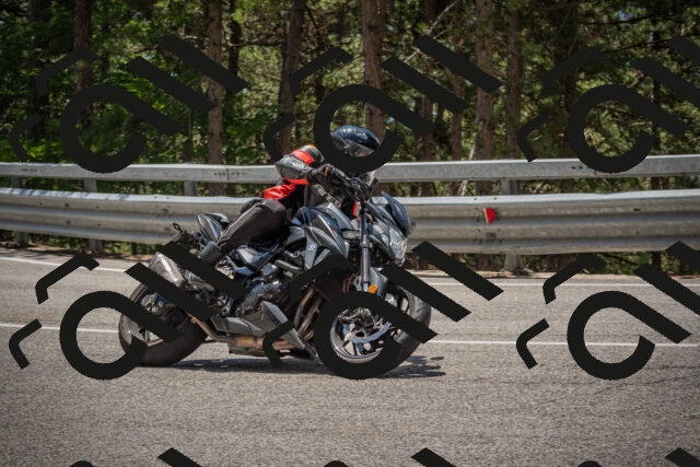 20250712123614-_5003598_am_