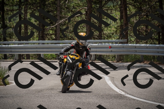 20250712123954-_5003643_am_