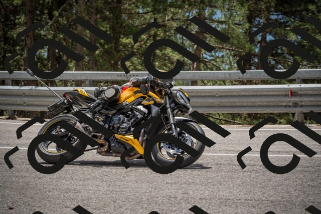 20250712123955-_5003645_am_