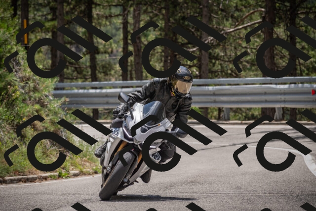 20250712124006-_5003652_am_