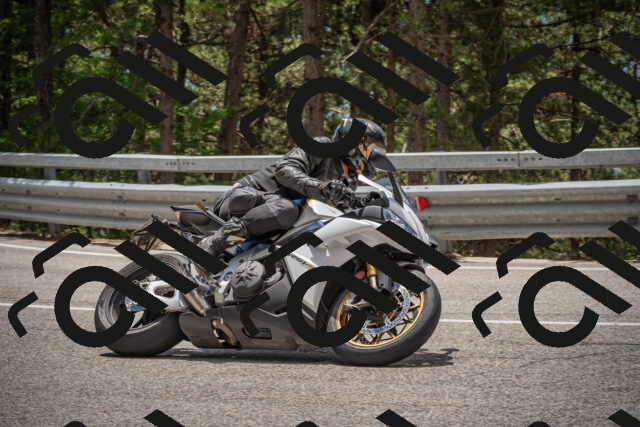 20250712124007-_5003654_am_